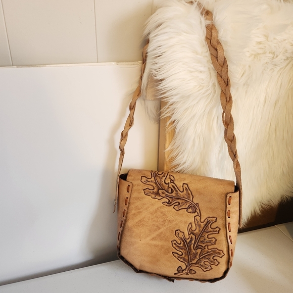 Vintage 1970s Tooled Acorn Leather Shoulder Bag Purse Boho Hippie Festival 70s - Picture 7 of 13